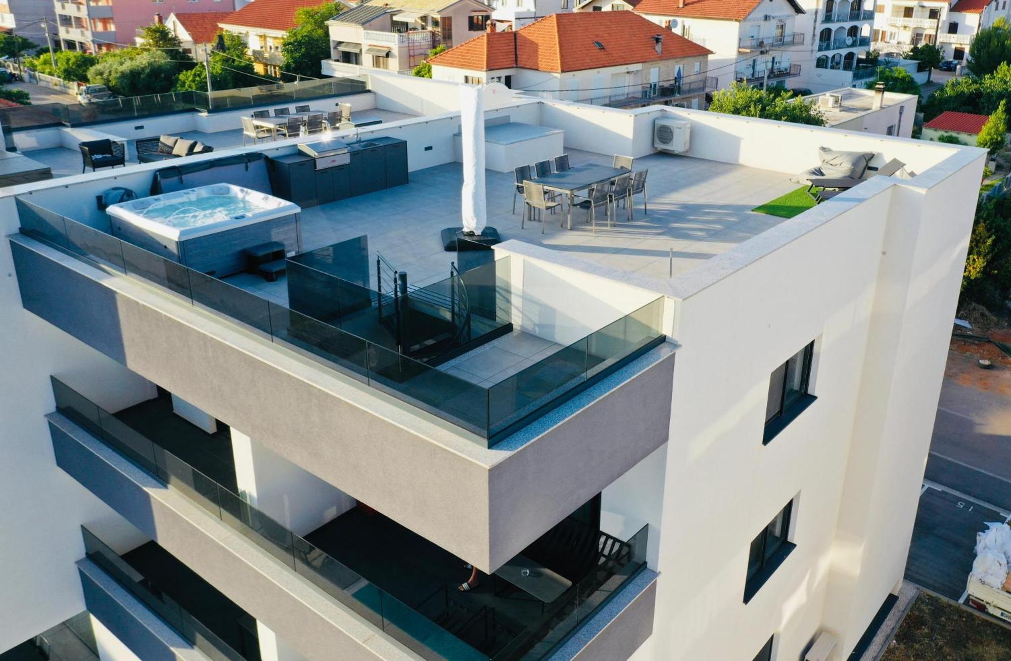 Fux Luxury Rooftop Terrace Jacuzzi & Bbq Zadar Zewnętrze zdjęcie